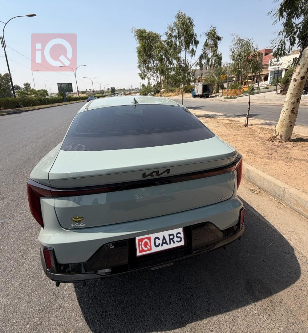 كيا K4